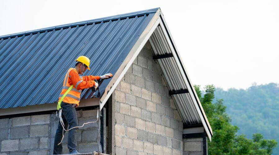 Expert new roof installation services in Grammer, IN